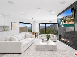 7141 Woodrow Wilson Dr, Los Angeles, CA 90068