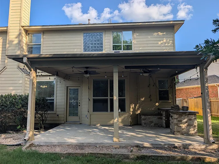 1602 Westmeadow Trl — Photo 26