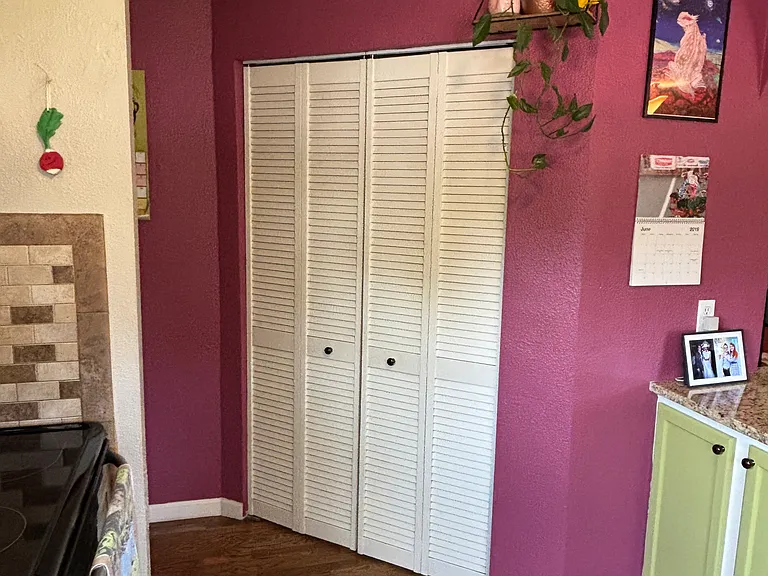 Kitchen/pantry