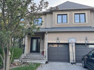 2250 Rockingham Dr #38, Oakville, ON L6H 6J3