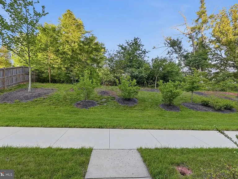 9309 Barnes Loop — Photo 31