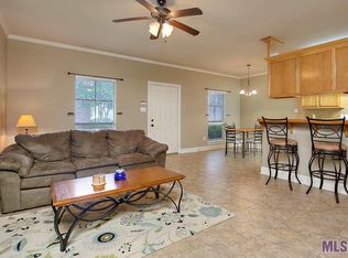 818C Meadow Bend Dr, Baton Rouge, LA 70820