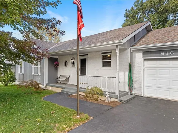616 Oakwood St, Harrisonville, MO 64701