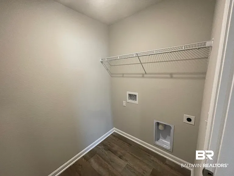 213 Burnston Way — Photo 9