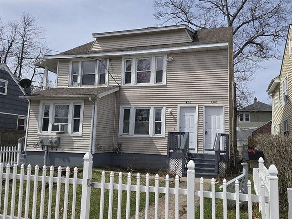 456-458 Page Blvd
