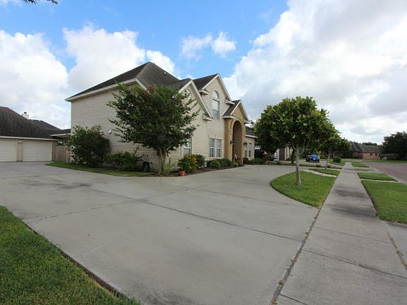 2nd image of 7709 Outreau Dr