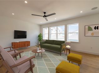 324 SW Sweetspire Ct, Bentonville, AR 72712