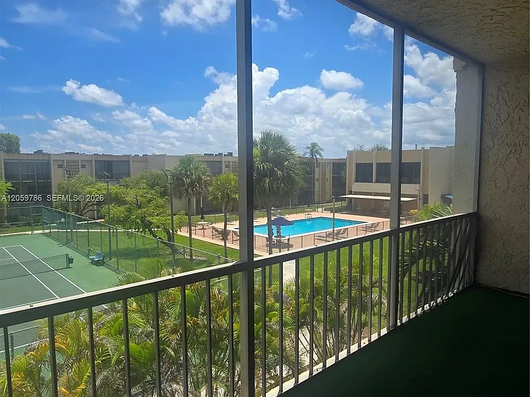 8401 SW 107th Ave #312E — Photo 8