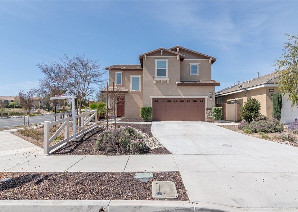 1st image of 31955 Straw Lily Dr