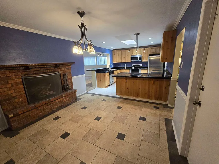 1500 Shirley St NE — Photo 10