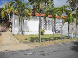 33 Calle Zafiro, Guaynabo, PR 00969