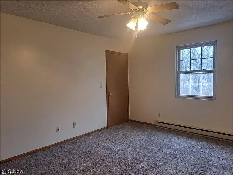 6 Sunrise Dr #E — Photo 13