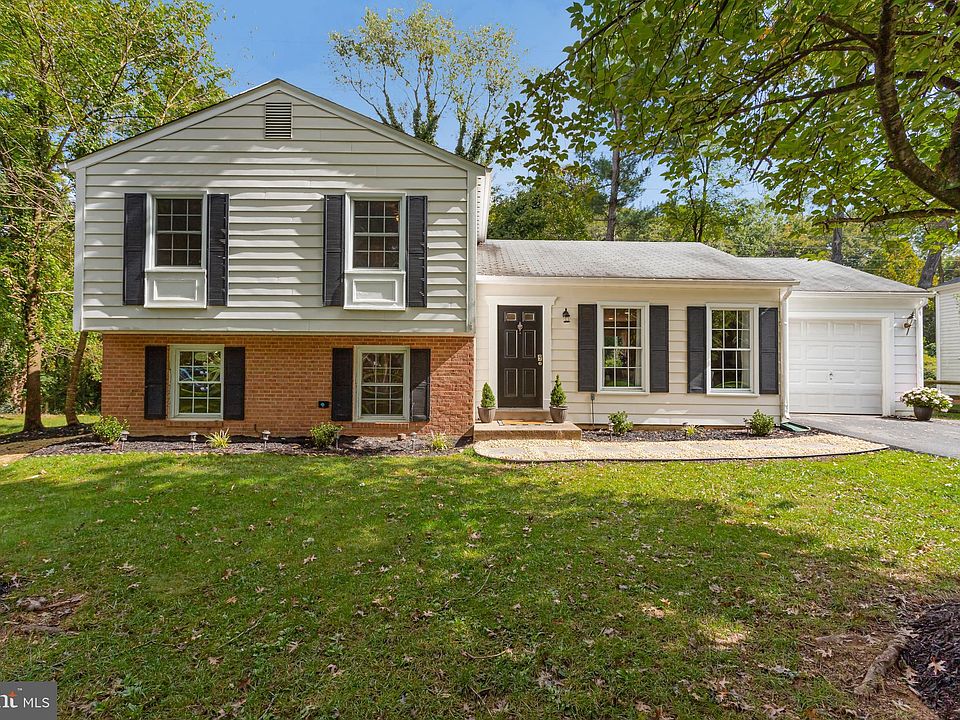 9518 Center St, Vienna, VA 22181 Zillow