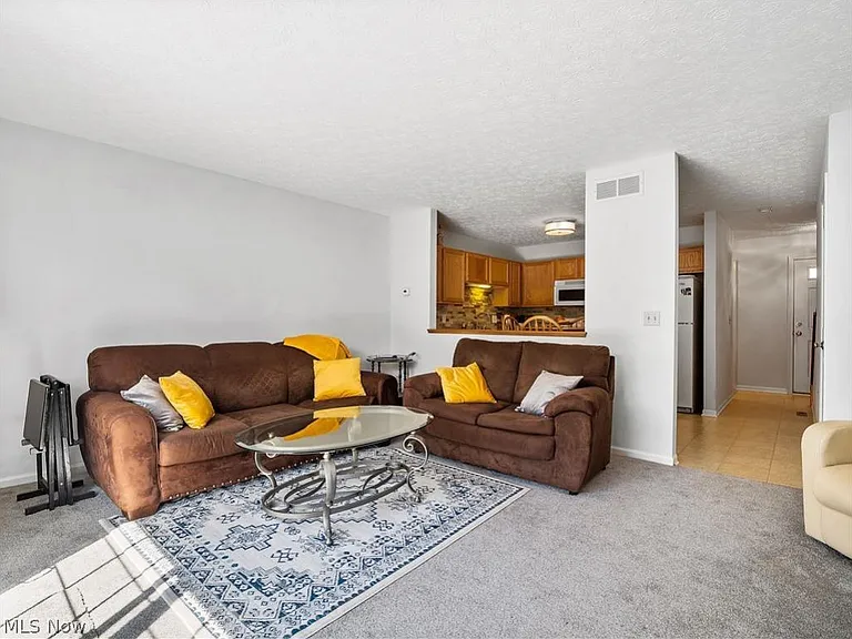 380 Angela Ln #380 — Photo 7