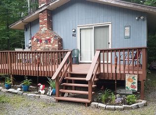 62 W Creek View Dr, Gouldsboro, PA 18424