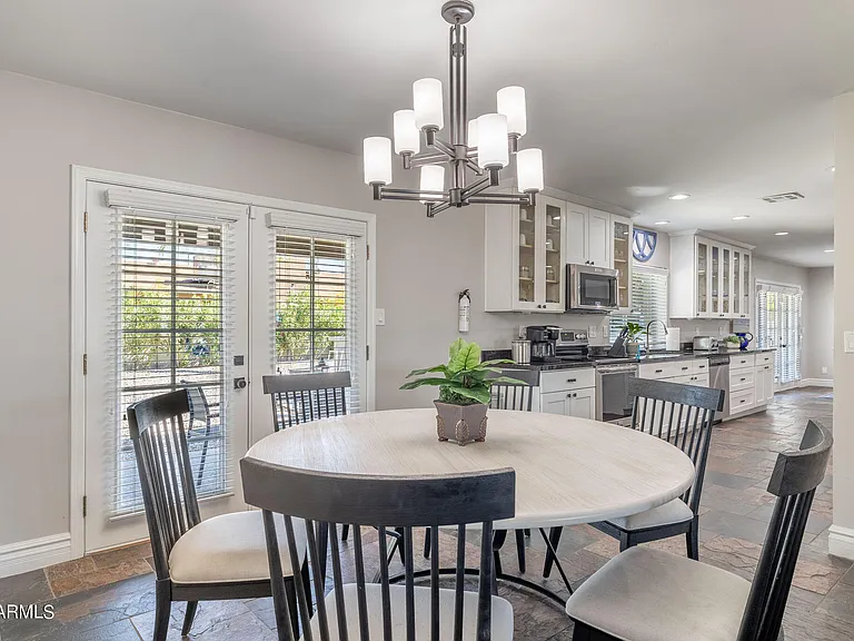 5948 E Corrine Dr — Photo 12
