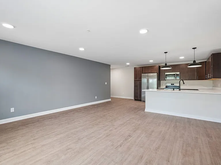 Marshview Apartments LLC — Photo 6