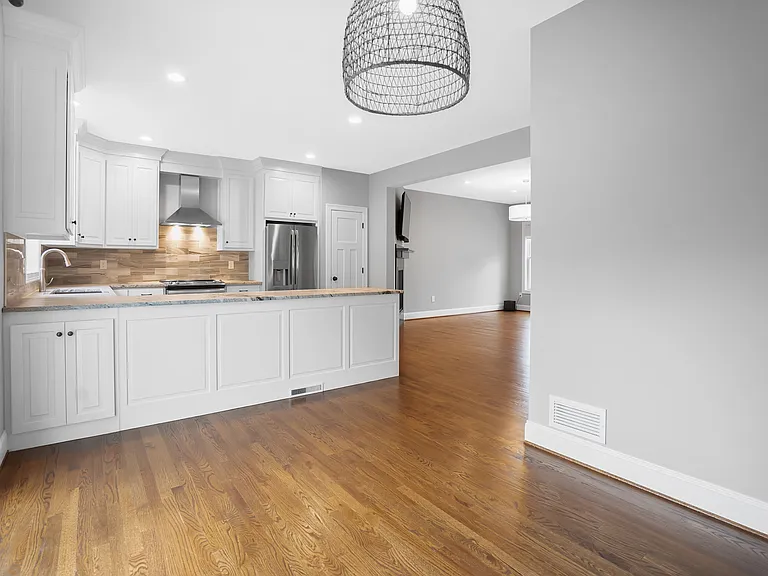 204 Mountain Rd #F — Photo 18