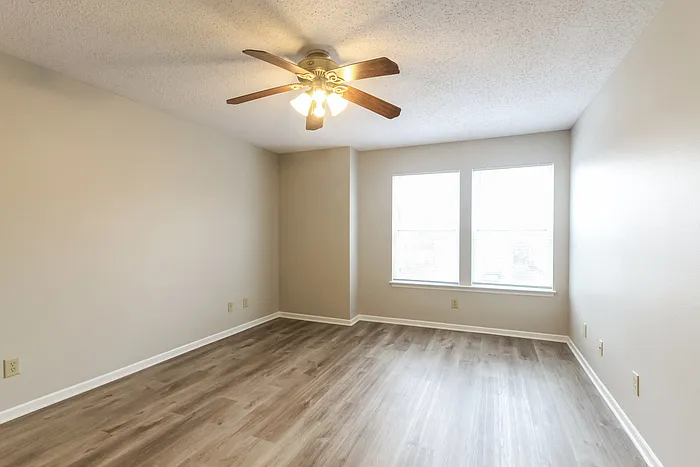 2349 Collins Way — Photo 4