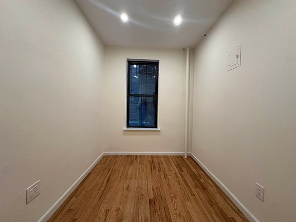 4th image of 304 W 14th St APT 1F