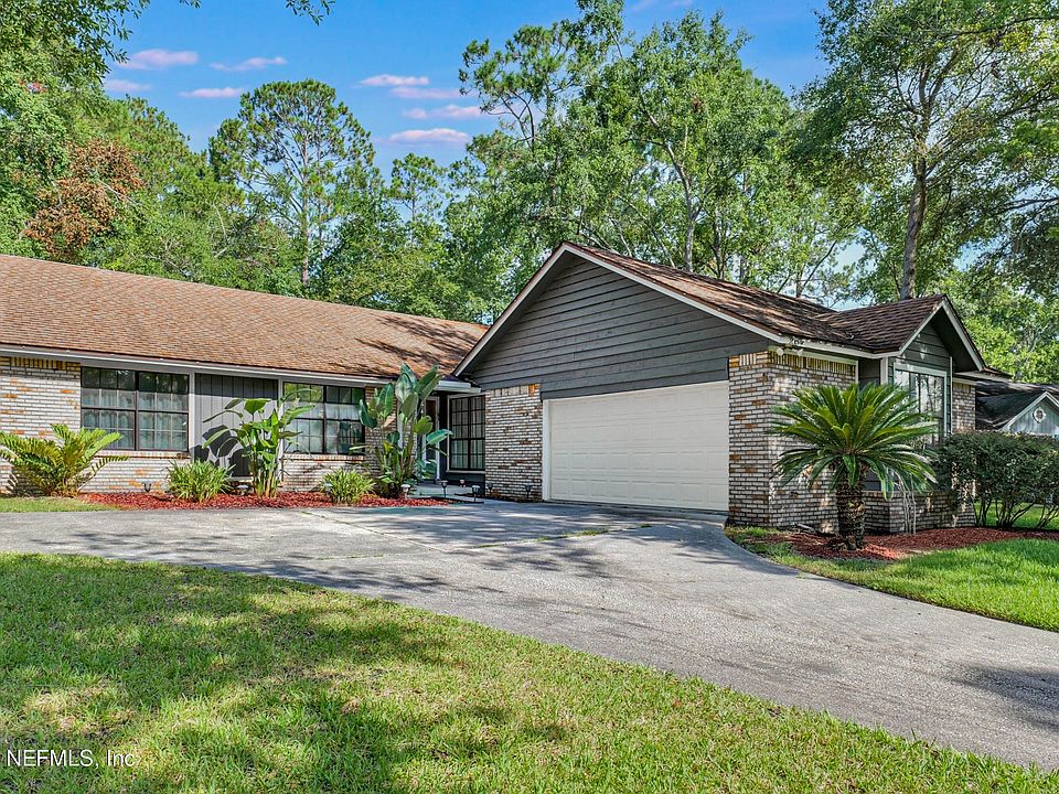 1st image of 2359 OAK HAMMOCK Lane