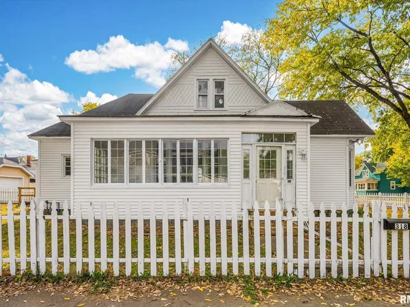 318 Washington St, Pekin, IL 61554