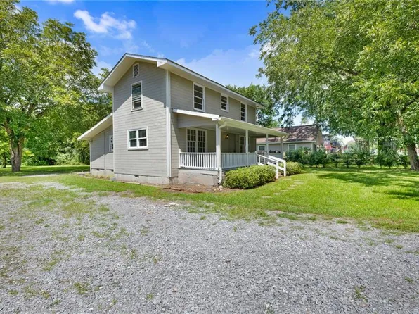 4481 Calhoun Rd NE, Rome, GA 30161