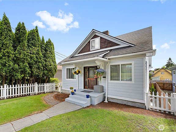 3rd image of 515 Avenue D