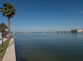 345 Medallion Blvd UNIT D, Madeira Beach, FL 33708