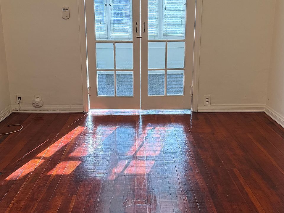1st image of 185 S Glassell St APT 6