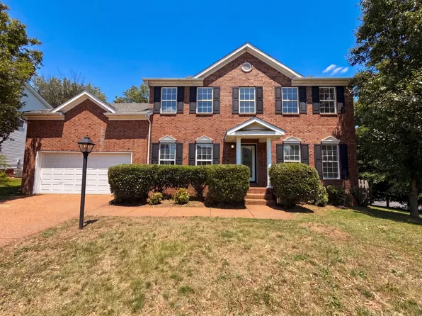 1200 Rockeford Dr, Nashville, TN 37221