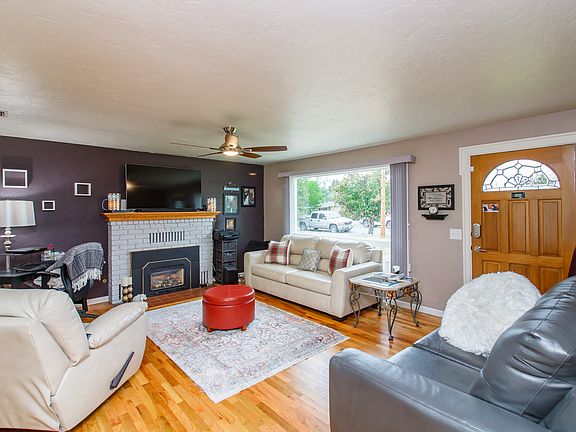 2nd image of 1317 Winchester Ave