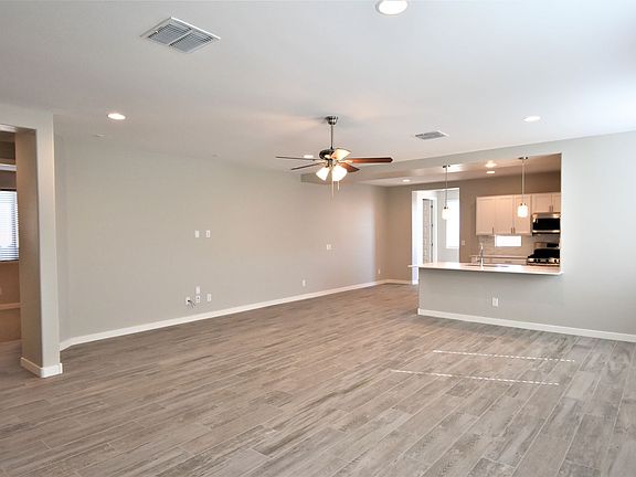 4th image of 11581 N 187th Dr