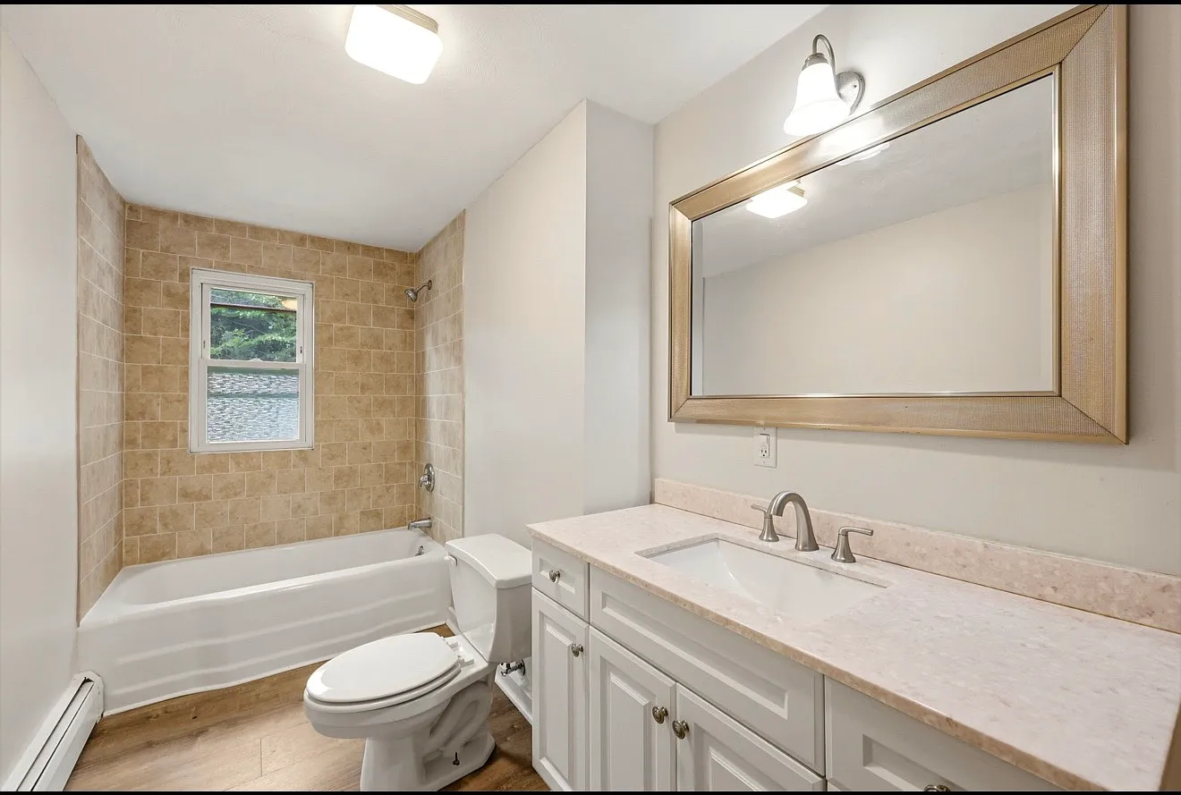 2 bed, 1248 sqft, $1,750 — Photo 4