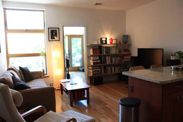 Rented by Dream Space Realty | media 12