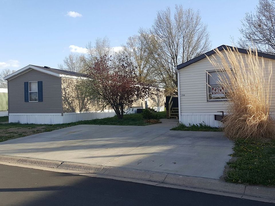 Lot #296 - 3 parking stalls