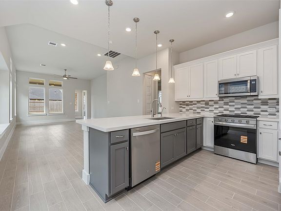 7th image of this home