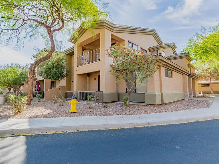 705 W Queen Creek Rd #1121 — Photo 2