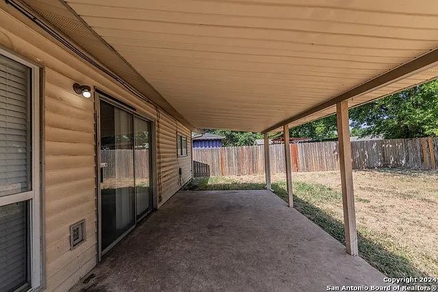 5011 Thomas Paine Dr — Photo 7