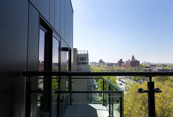 Rented by Nooklyn NYC LLC | media 18