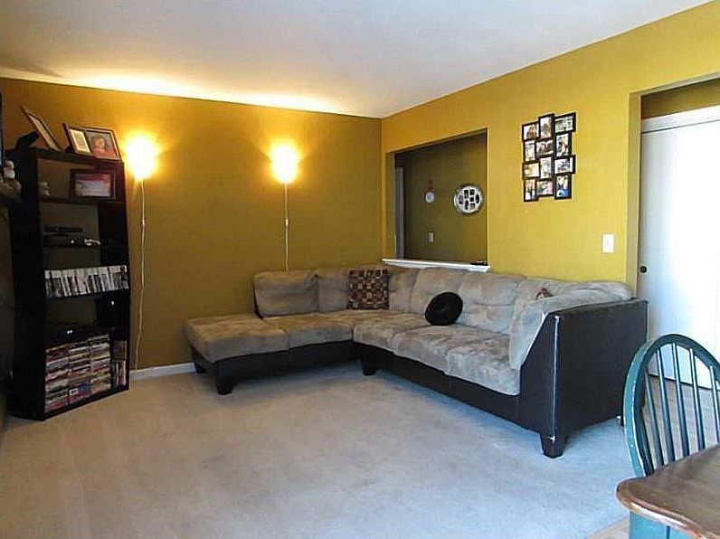 2nd image of 22 Village Ct