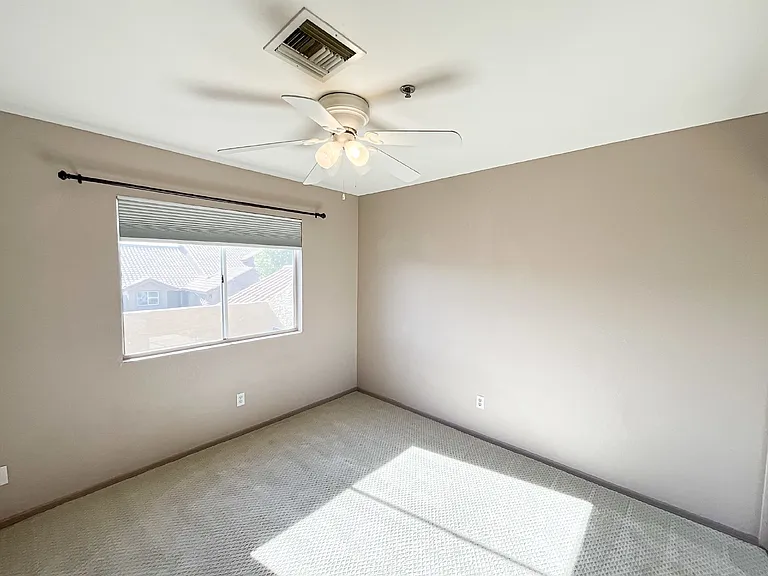 9276 E Sutton Dr — Photo 26