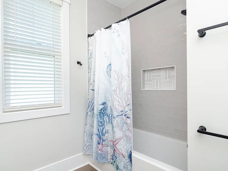 902 2nd St S #2 — Photo 24