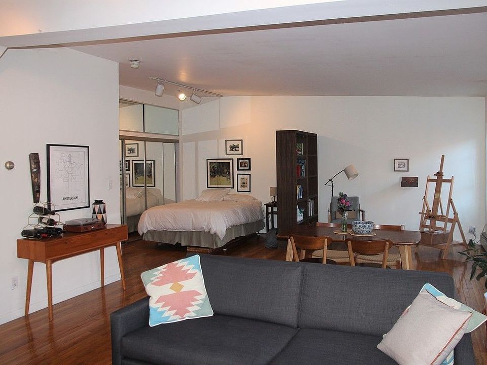 2nd image of 11 Sterling Pl APT 5H