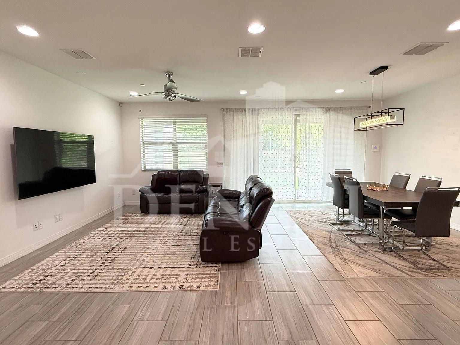 4 bed, 3.0 bath, 2277 sqft, $2,695 — Photo 1