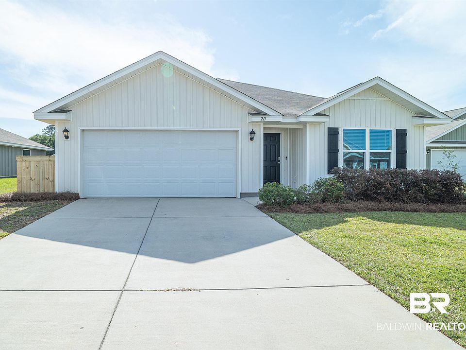 1st image of 211 Landing Dr