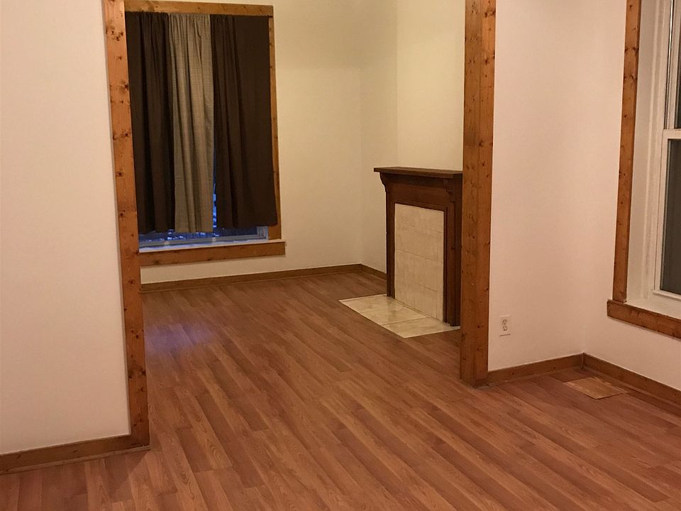 1st image of 2220 S Hamlin Ave #1