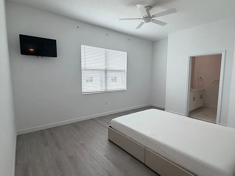 368 Famagusta Dr — Photo 8