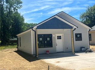 325 Pickett Pl, High Point, NC 27262