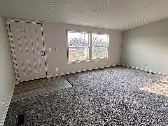 5th image of 120 Flamingo Dr